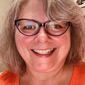 Meet your Posher, Renee